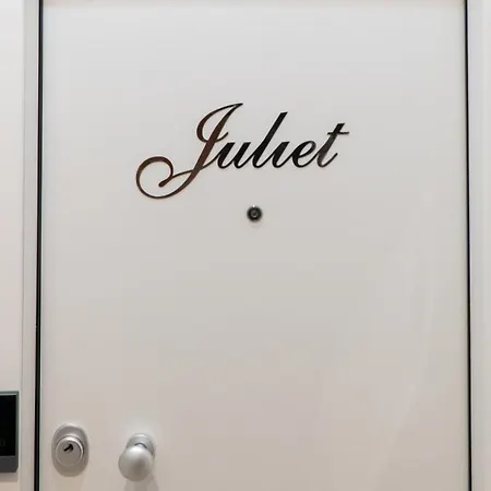 Juliets+ In The Heart Of Athens! Apartment *