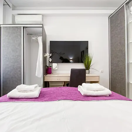 Juliets+ In The Heart Of Athens! Apartment
